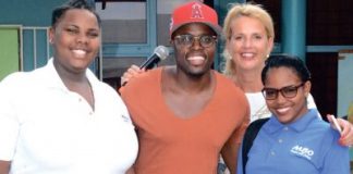 Jandino pa promé bes na Boneiru