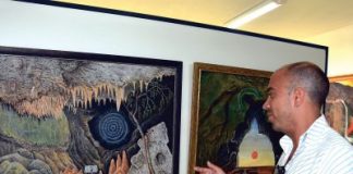 Diputado Cecilia a bishitá eksposishon