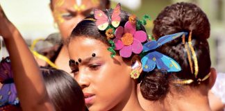 Karnaval di mucha bunita