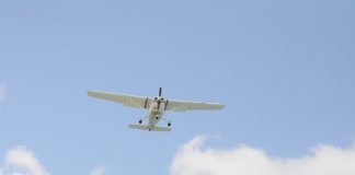 Kantidat di hende pa wak avioneta