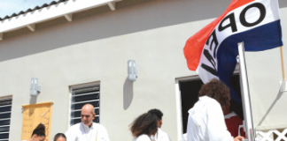 Quiona Winklaar a habri ‘Coromoto Gift Shop’