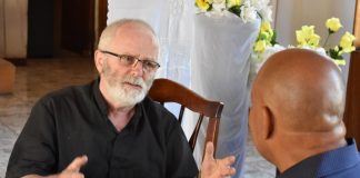Pastor Peter de Jong pronto ta bandoná St. Eustatius