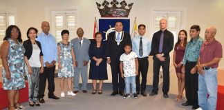 Binti persona a risibí nashonalidat hulandes