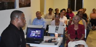 Mayoria edifisio bieu ta renobá i no restorá