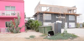 Kaya Italia i Kaya Inglatera destrosá pa buriku