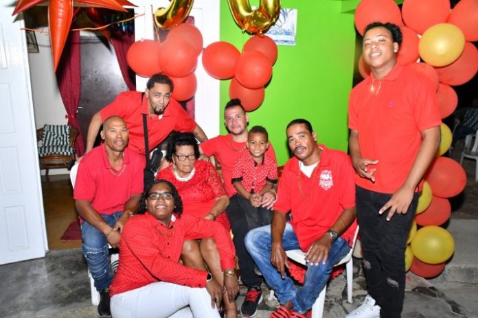 Carmen Abrahams 90 aña