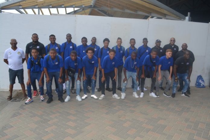 Selekshon futbòl U15