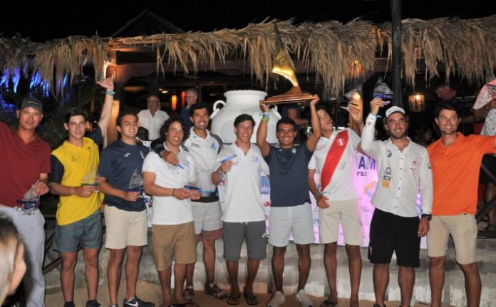 David Hernandez kampion mundial sunfish