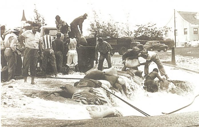 Na hopi okashon olanan di orkan òf sùitwèst a hasi daño na wafnan di Boneiru. Tempu di Hazel i Janet tambe.