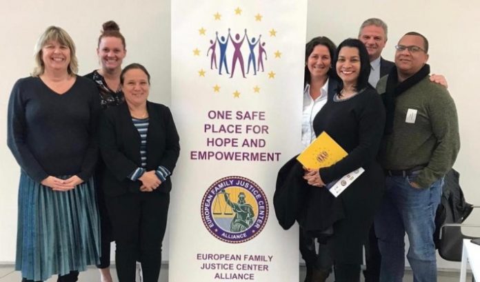 E delegashon di Boneiru ku na Antwerpen a partisipá na e konferensia internashonal One Safe Place for Hope and Empowerment