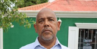 Parlamentario Benny Sevinger: Pueblo no ta ciego pa e faboritismo cu ministerio publico tin pa MEP