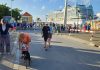 Turista ta kai na pena di kachó