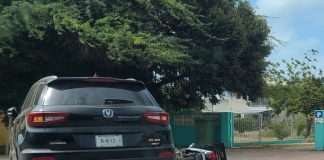 Choke entre SUV i skuter