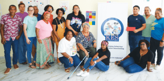 Louis Figaroa kreadó di logo pa KES