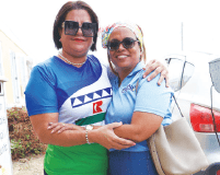 Carinne i Carine den Rincon huntu