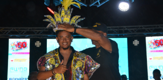 Jurnick Clarenda ta ripití Rei di tumba pa 2025