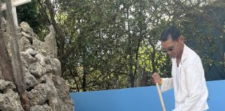 Nazario ta yuda mantené Gruta di Lourdes