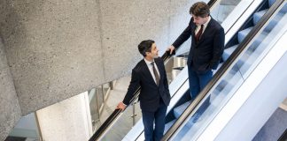 Oposishon ta falta klaridat di parti di D66, VVD, i CDA Jetten yen di konfiansa