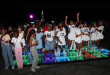 Pista di fever kombertí den fiesta impreshonante