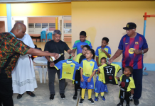 S.V. Estrellas ta bendishoná unifòrm