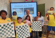 Stimulando ahedres na skol