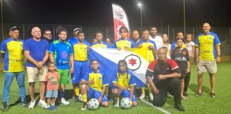 Estrellas a presentá divishon nobo