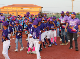 Apertura Baseball in the corals of Bonaire