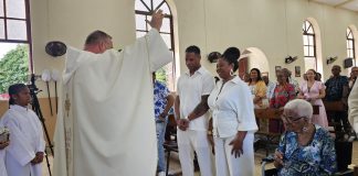 Misa ofisiá pa dos pader grandioso