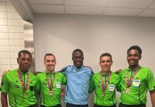 Glenson Bernabela klasifiká pa lisensia di FIFA