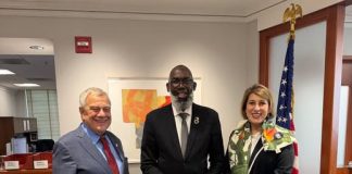 Promé Minister a reuní ku Departamentu i Estado di Merka