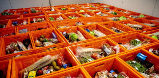 Banko Alimento ta buskando sosten Mas ku 350 kas ta dependé di pakete di alimento