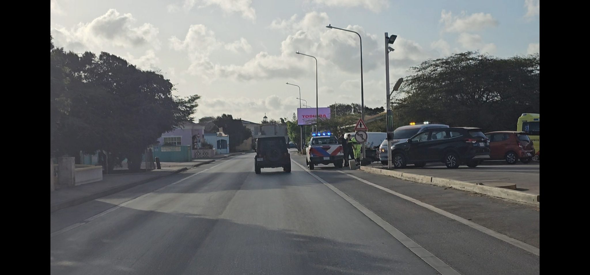 Aksidente entre skuter i outo | Extra Bonaire