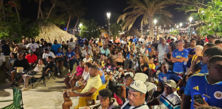 Festival Trùk di Kuminda éksito rotundo