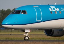 Despues aviso di cockpit Buelo di KLM ta regresá Schiphol