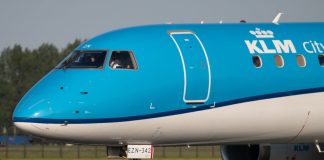 Despues aviso di cockpit Buelo di KLM ta regresá Schiphol