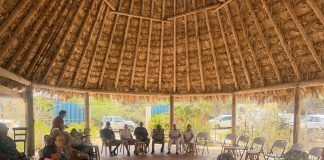 Klientenan Ka’i Mimina a bishitá Hòfi Kultural