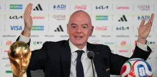 Kiko ta plannan di Infantino pa e asosiashon di futbòl Polémika nobo di FIFA rònt akshonnan di Kopa Mundial