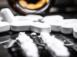 Opioide, amfetamina i kokaina: Krísis global ku ta kresiendo