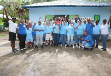 Pa eksitoso Sip & Paint Toastmaster a uni ku Scout Nafasi