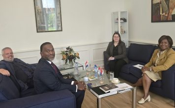 Minister Plenipotensiario a reuní ku Gobernador Baly