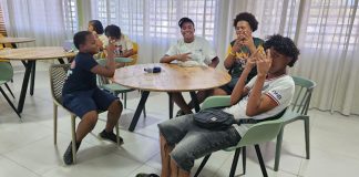 Diesdos hóben a ekspresá nan talento